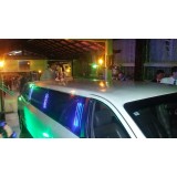Aluguel de limousine para casamento preço acessível na Vila Costa Melo